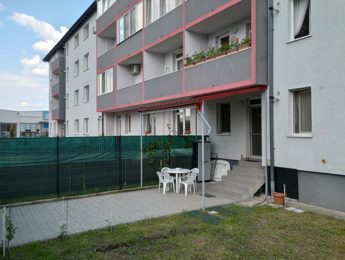 플로레스티 Apartament Daniela 아파트 외부 사진